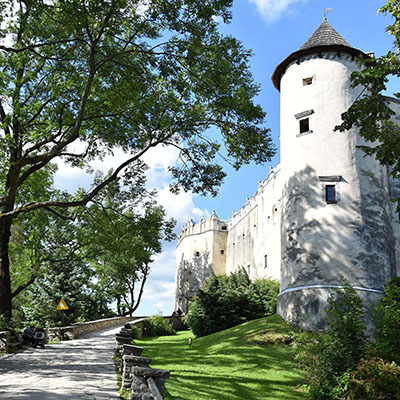 Entrance to Niedzica Castle